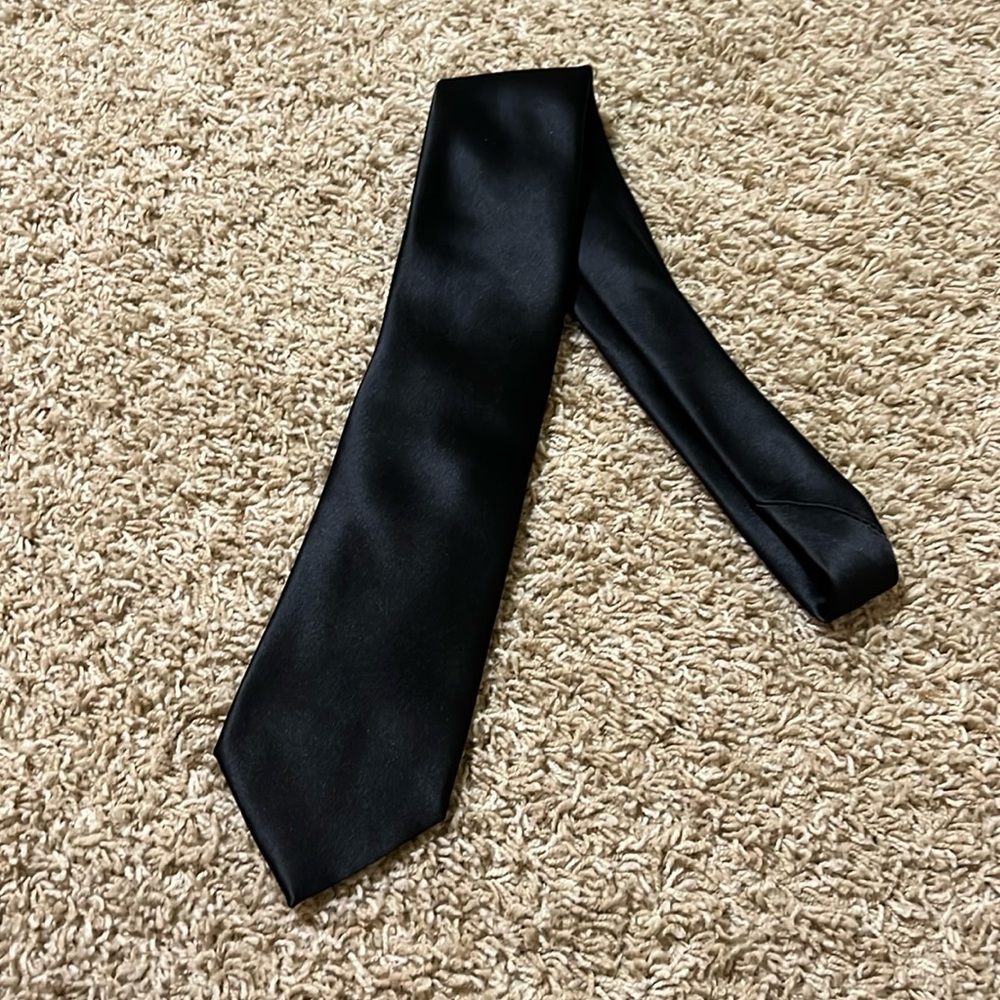 Black Silk Tie